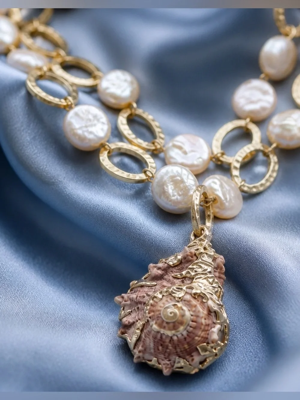 Conch Shell & White Keshi Teardrop Pearl Necklace With Artisan Silver Metalwork - Picture 4 of 17